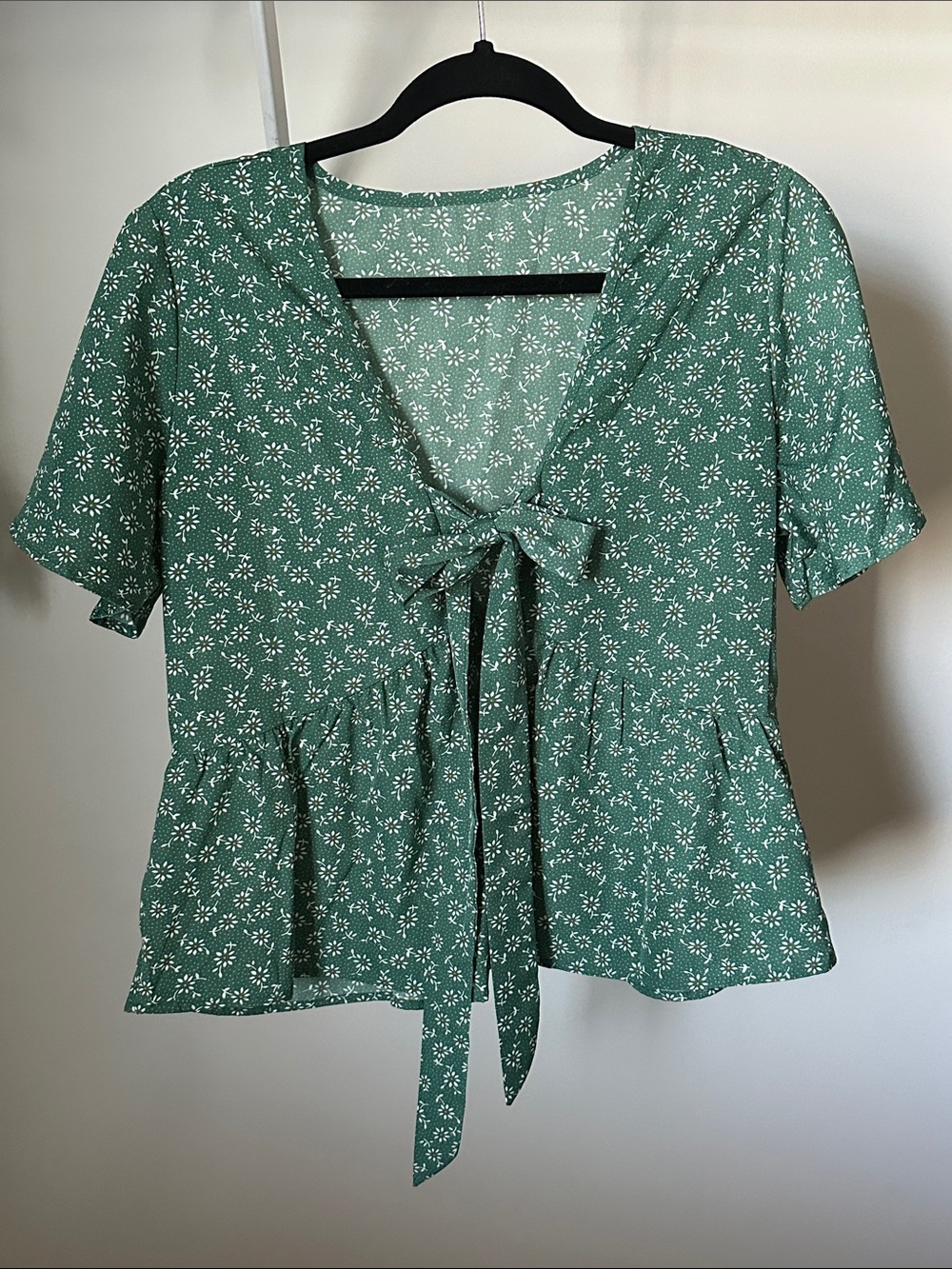 Green Floral Tie-Front Women's Top